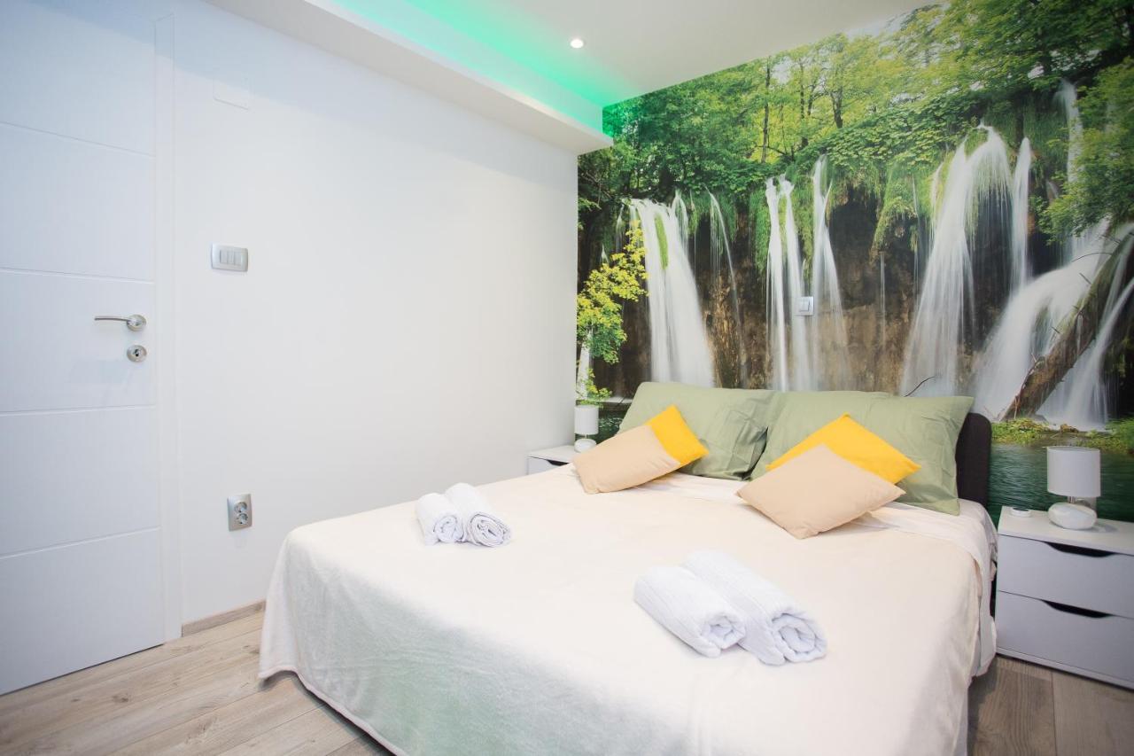 Apartamento Purple & Apple Green Split Exterior foto
